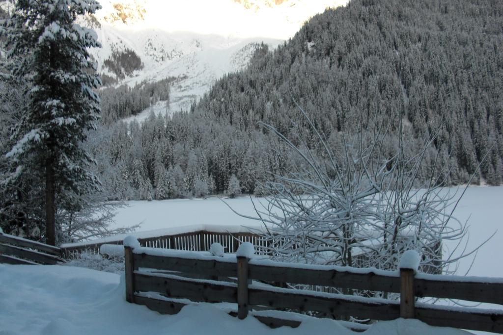 Hotel Seehaus - Only Adults - Mountain Lake Resort Antholz Mittertal Exterior foto